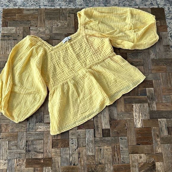 Michael Stars Patsy Square Neck Puff Sleeve Top - Picture 2 of 9